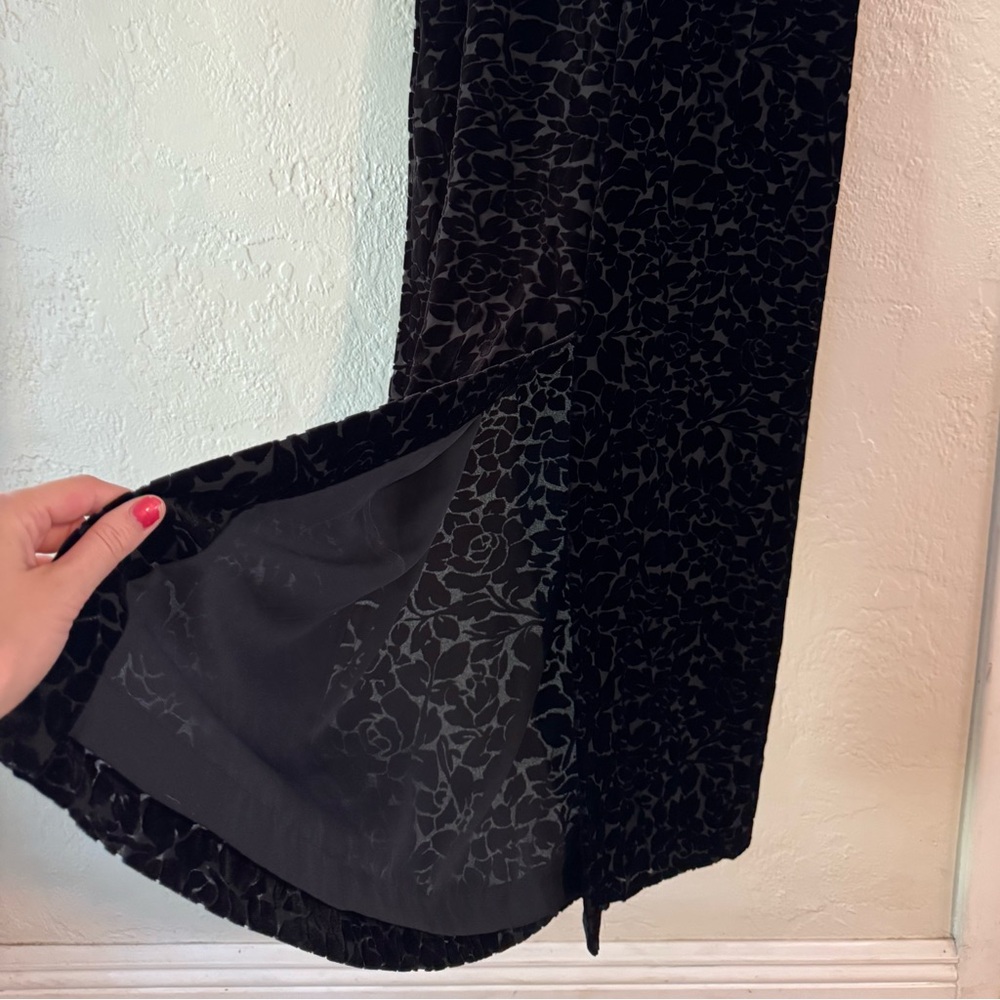 Jones Wear Black Maxi Dress - Picture 4 of 5